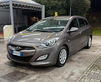Hyundai i30 2013 diesel neopatentati 