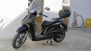 Piaggio Carnaby 300ie leggi bene
