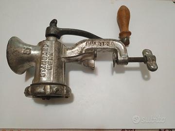Tritacarne manuale vintage 