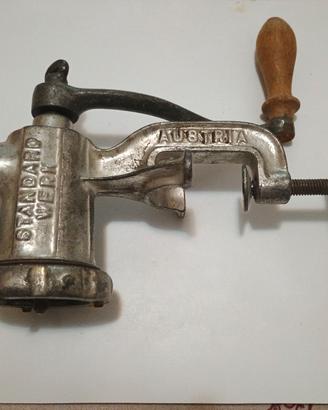 Tritacarne manuale vintage 