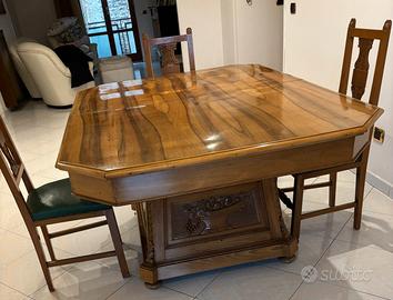 Tavolo artigianale. Scuola Ebanisti di Serino.