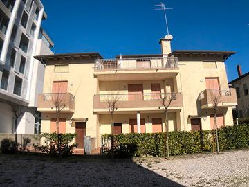 2 camere/08-15 agosto/p.marconi