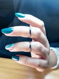 Modella manicure e pedicure - gratuito