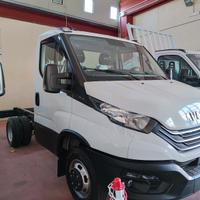 Iveco daily 35c18 nuovo modello passo 3000