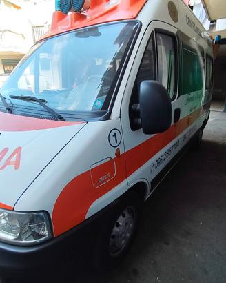 ambulanza 