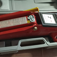 Crick idraulico 2 tonnellate