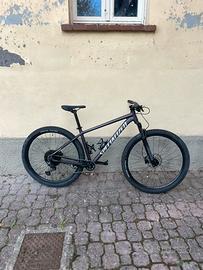 Bicicletta Specialized Rockhopper comp 2026