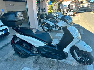 Piaggio Beverly 300 - 2021