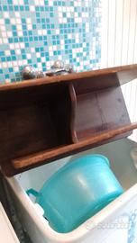 mensola sospesa in legno porta tv