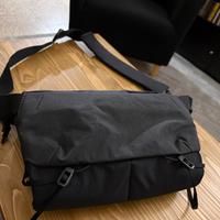 Bellroy tracolla per foto