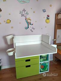 Fasciatoio e scrivania Ikea