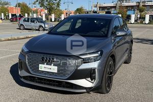 AUDI Q4 SPB 50 e-tron quattro S line edition