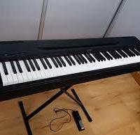 pianoforte Yamaha  P-60