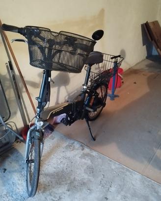BICICLETTA ELETTRICA BTWIN