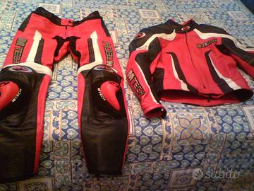 tuta marca MTECH DIVISIBILE TAGLIA 48-50