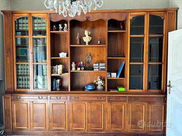 Libreria in legno massello