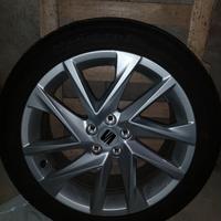 cerchi gommati seat ibiza 2021 - 215/45 R17