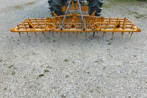 Erpice a denti fissi