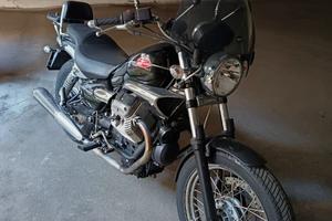 Moto Guzzi Nevada 750