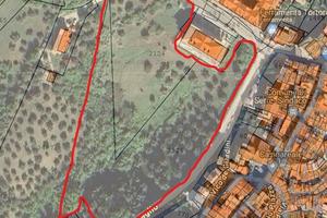 Terreno agricolo di 18000 mq a Serre