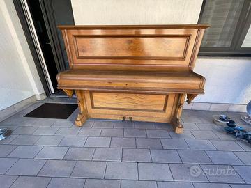 Pianoforte Burger & Jacoby