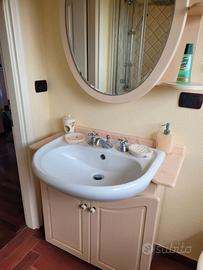 Mobile Bagno raffinato conMarmo Rosa del Portogall