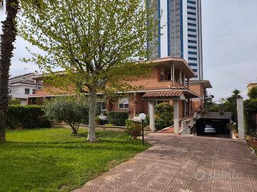 villa centrale (latina)