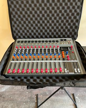 Mixer depusheng 12 canali con custodia.