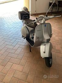 Piaggio Vespa 150 PX 70° anniversario