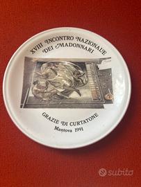 Piatto commemorativo