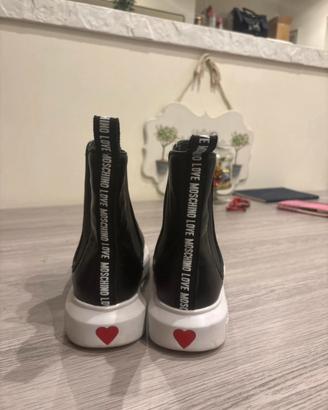 Vintage moschino scarpe