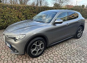 Alfa Romeo STELVIO Q4 2.2 diesel 210cv full option