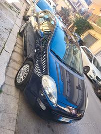 Fiat punto anno 2015 1.2 benzina 5porte