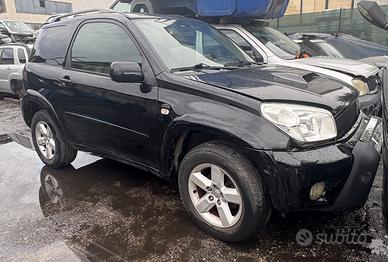 Toyota Rav 4 2.0 diesel solo per ricambi