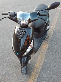 Piaggio zip 50