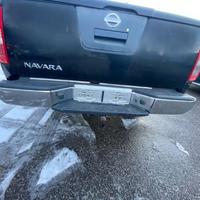 PARAURTI POSTERIORE CROMATO NAVARA D40 2007