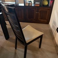 Sedie in legno e pelle