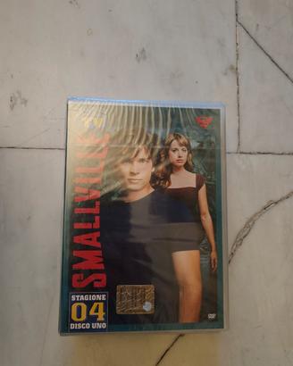 Smallville DVD Lotto 4 Stagioni (1-2-3-4)