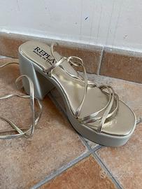 sandali Replay con zeppa