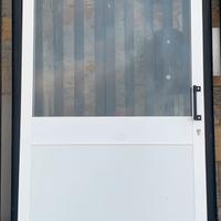 Portone scorrevole in alluminio