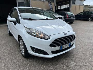 Ford Fiesta 1.4 5 porte Bz.- GPL