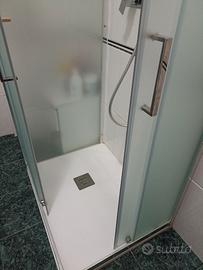 Box e. Piatto doccia nuovo