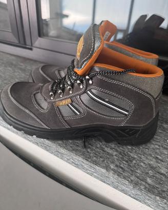 Scarpe antinfortunistiche taglia 44
