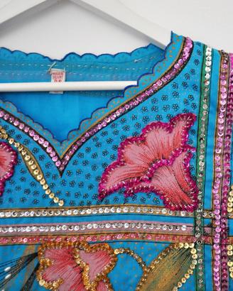 Vestito egiziano con ricami