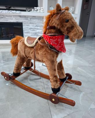 CAVALLO A DONDOLO