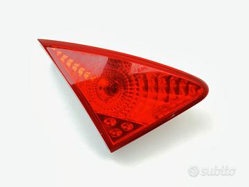 STOP POSTERIORE SINISTRO INTEGRATO NEL PORTELLO PE