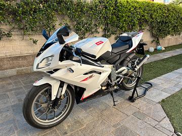 Aprilia rs 125 2t 2010