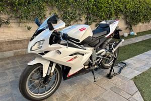 Aprilia rs 125 2t 2010