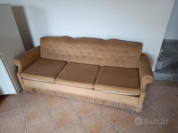 Divano-letto capitonné, anni 70 in velluto beige
