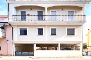 2 locali con sottotetto arredabile